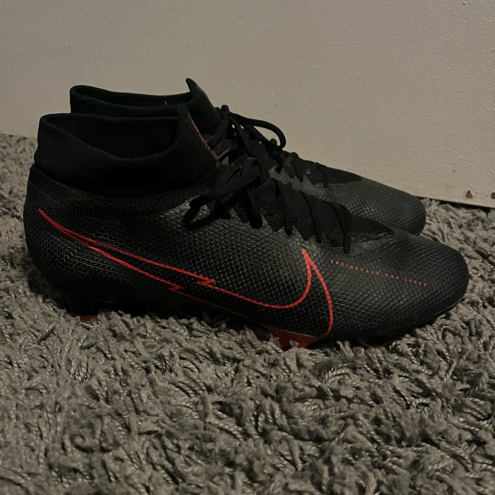 Nike Mercurial Superfly 7 Pro- Chile Red size 9.5